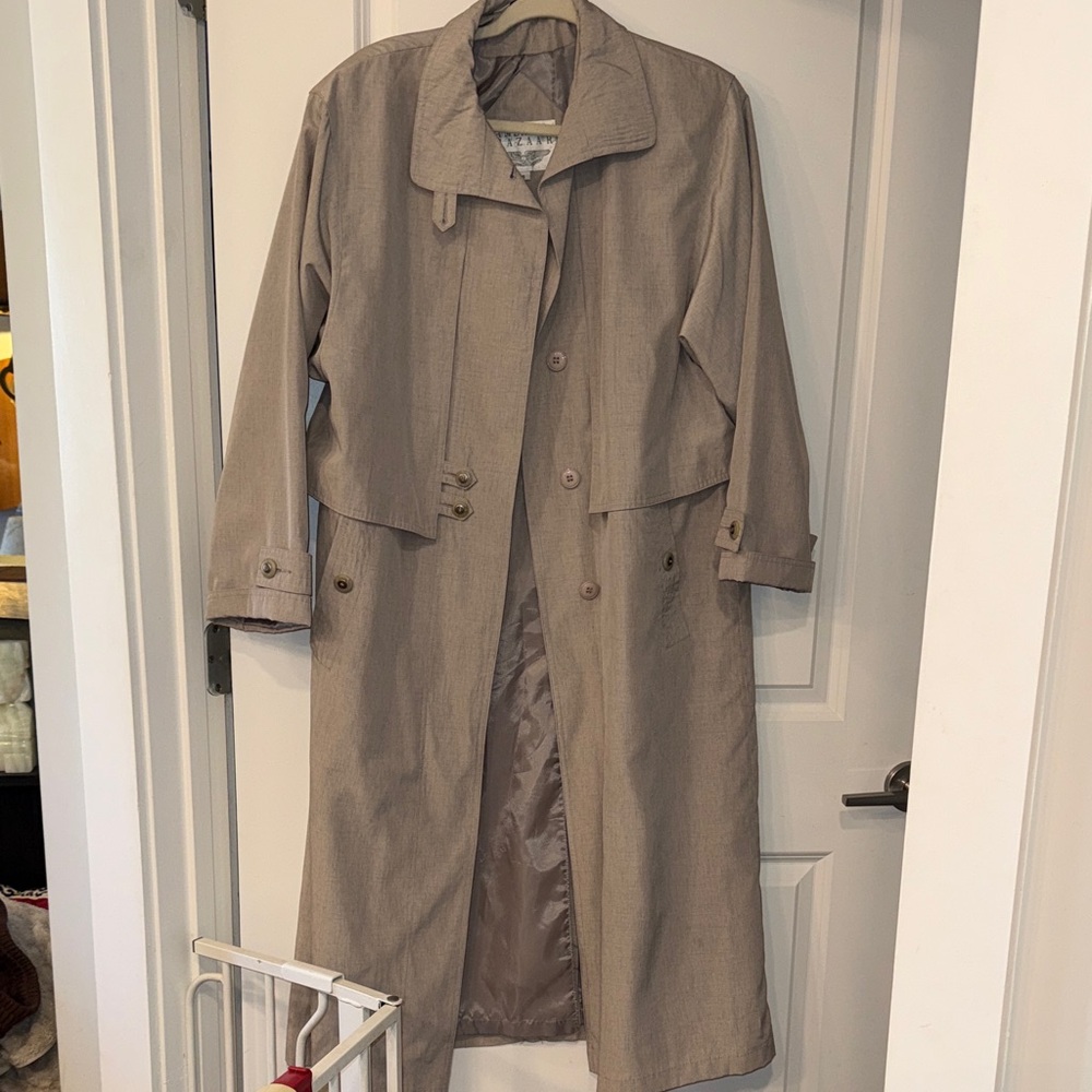 Vintage American Bazaar Beige Trench